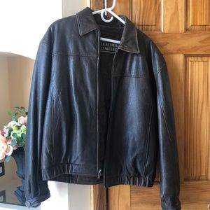Men’s gently worn brown leather jacket
